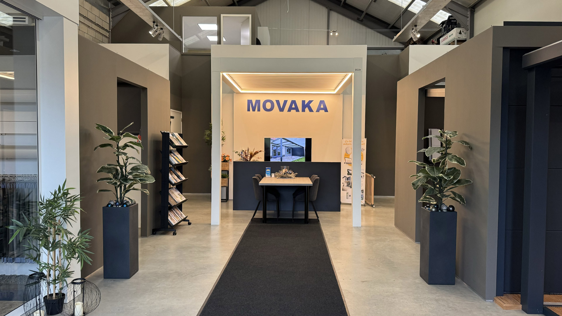 002 Movaka Showroom
